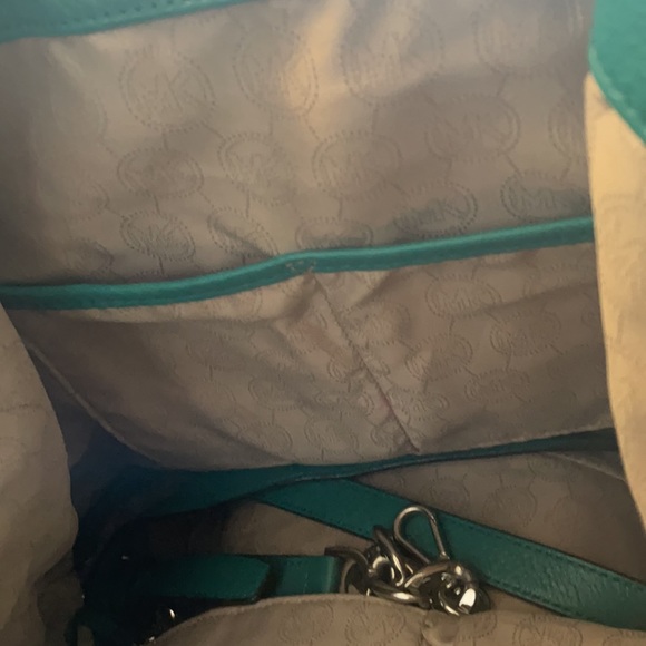 Michael Kors leather Satchel - Picture 9 of 11